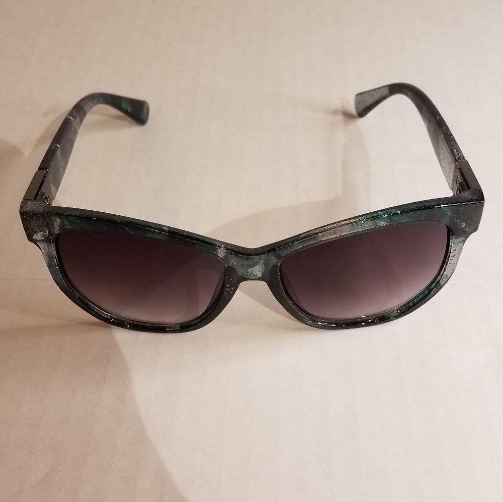 Clear green sunglass spk6